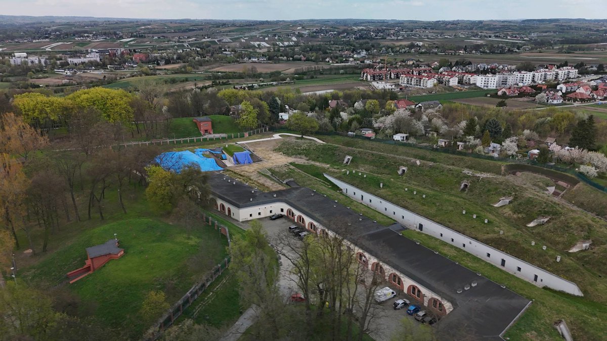 Drone 3d model of Architektów Park przy Forcie in Wzgórza Krzesławickie Aerial drone 3d model in Kraków, Lesser Poland Voivodeship, PL