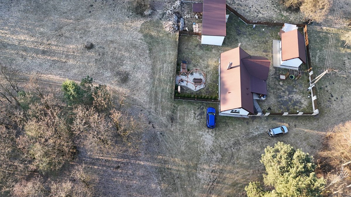 Drone 3d model of Domek na skraju lasu Three Bedroom Chalet do wynajęcia CAŁOROCZNY in gościniec zacisze Aerial drone 3d model in Poddębice County, Odz Voivodeship, PL