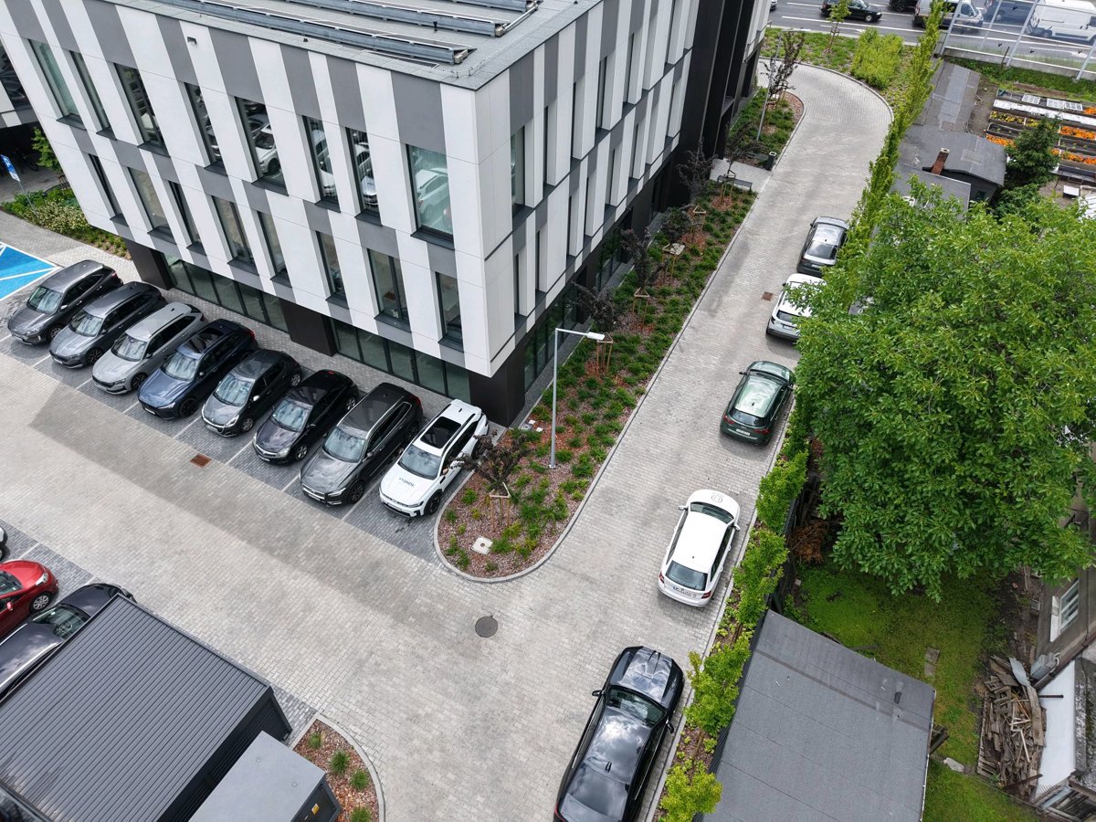 Drone 3d model of Finerto Kancelaria prawno podatkowa i biuro rachunkowe IDE Projekt Sp z o in Mokre Aerial drone 3d model in Toruń, Wojewodztwo Kujawsko Pomorskie, PL