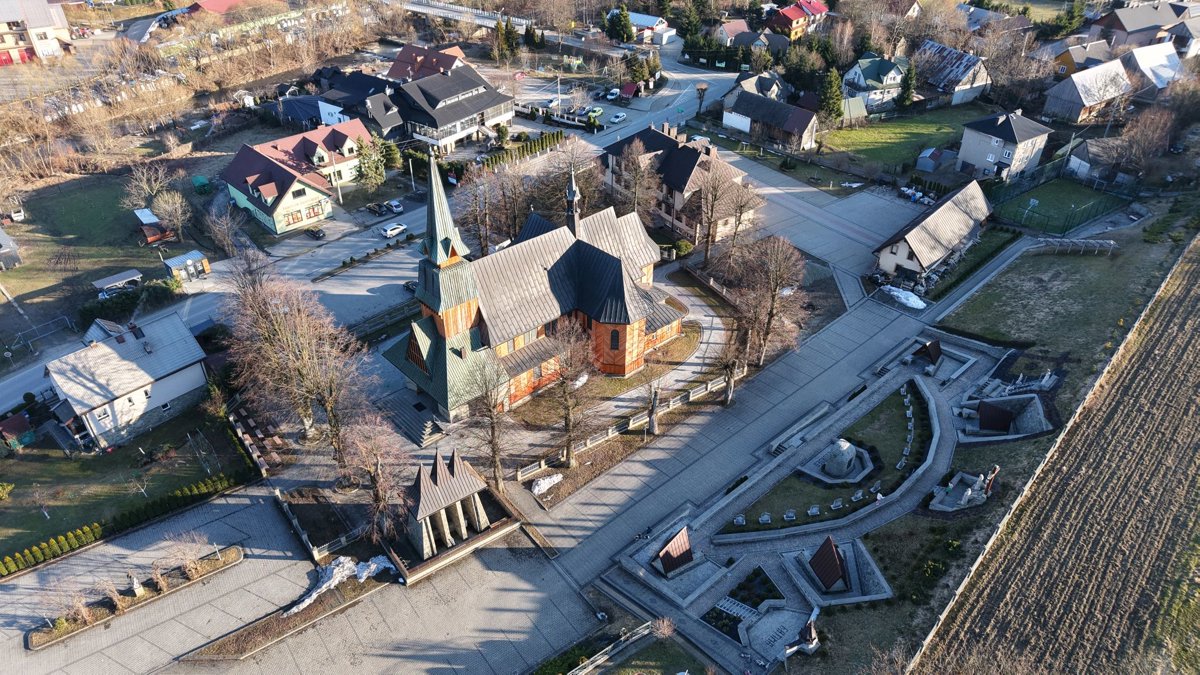 Drone 3d model of Kościół MB Nieustającej Pomocy w Jurkowie Lody Łąckie in w jurkowie Aerial drone 3d model in Jurków, Wojewodztwo Ma Opolskie, PL