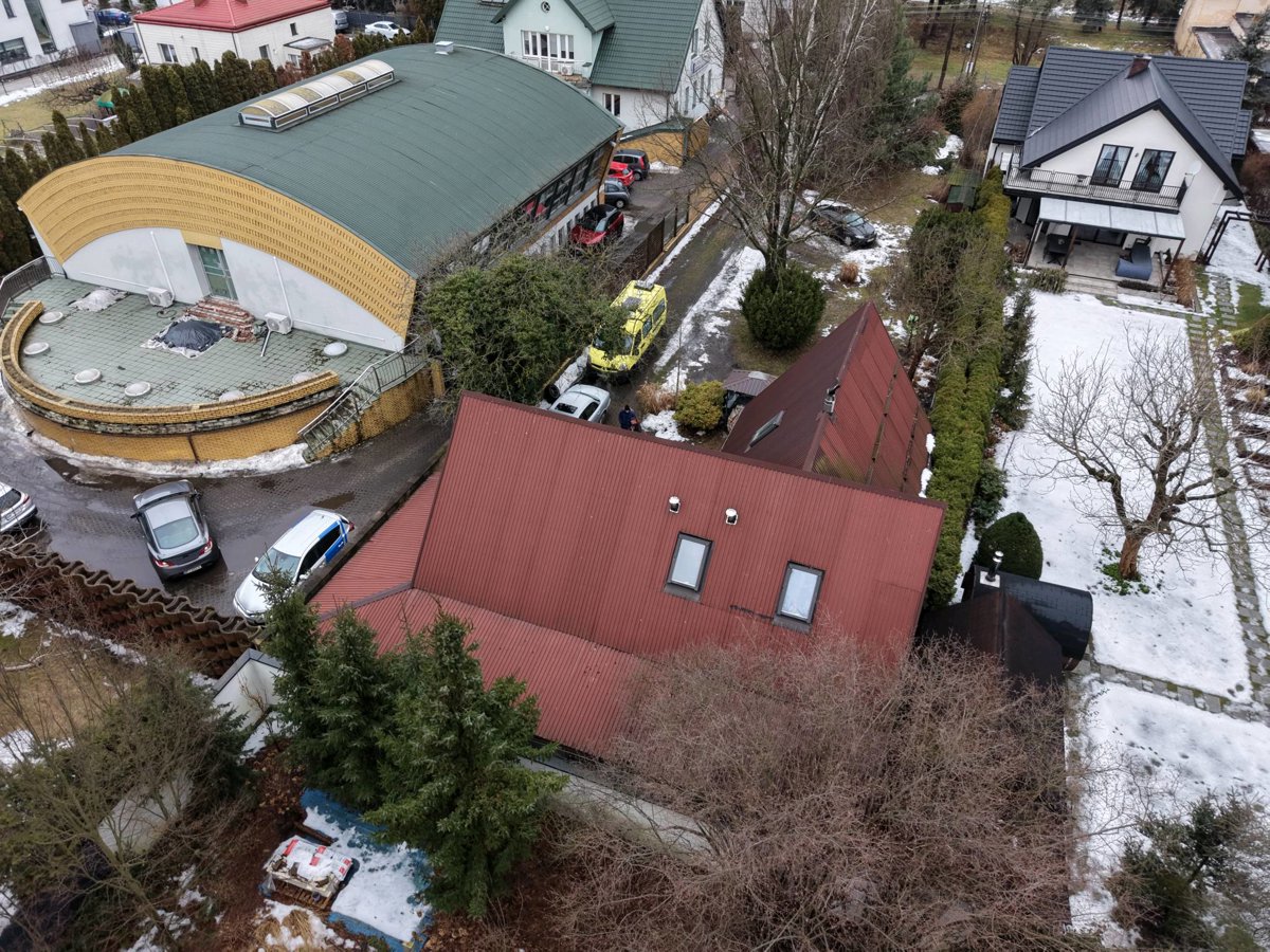 Drone 3d model of mayartcommissions Centrum Medyczne i Rehabilitacji Kriosonik Aerial drone 3d model in Michałowice, Wojewodztwo Mazowieckie, PL