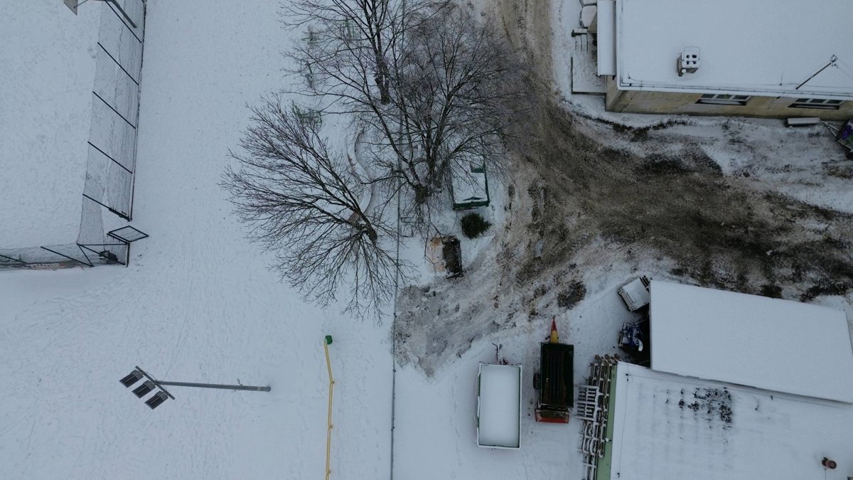 Drone 3d model of Arinea Charging Station Stomatologia in centrum przychodnia zdrowia Aerial drone 3d model in Stanisławów, Wojewodztwo Mazowieckie, PL