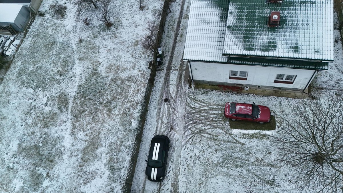 Drone 3d model of Przystanek PKS BUS Stacja Paliw Tomasz Fornal in 80 Aerial drone 3d model in Unewel, Wojewodztwo Odzkie, PL