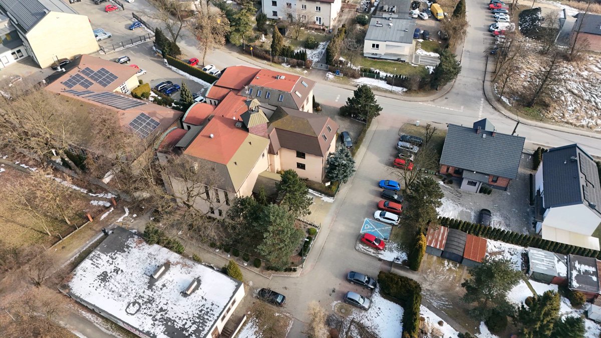 Drone 3d model of Pani od plastyki Evofinish Mateusz Grobel in lek med Aerial drone 3d model in Tychy, Wojewodztwo Slaskie, PL