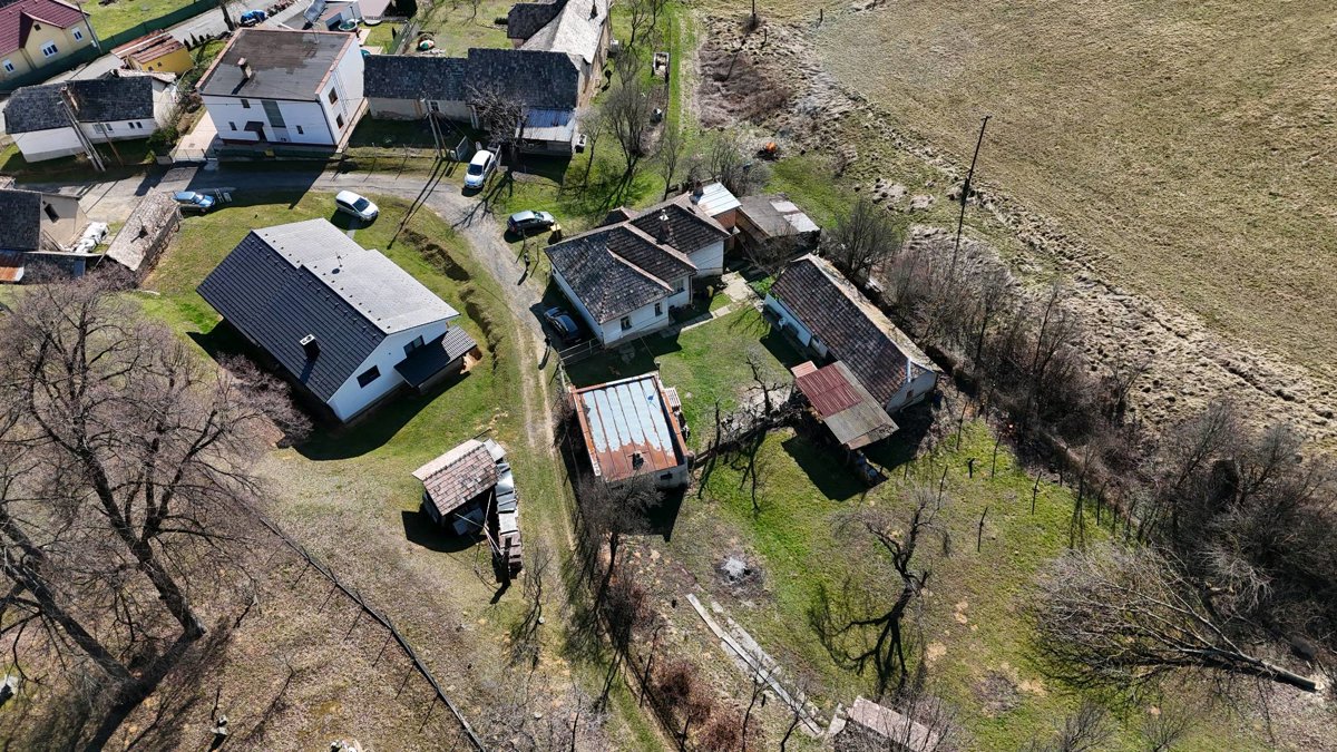 Drone 3d model of Cintorín Karásek Jozef in Cinobaňa Aerial drone 3d model in Poltár, Banskobystricky Kraj, SK