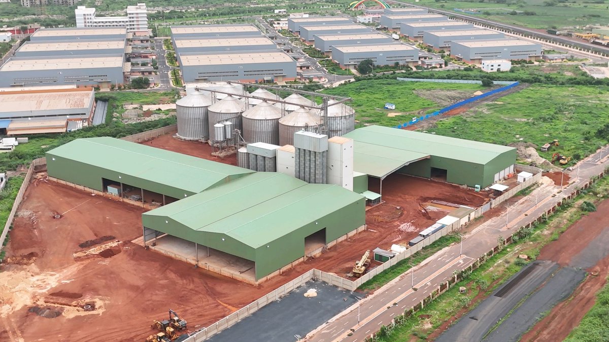 Thumbnail preview for 3D Drone Model of Blg Gold Refinery Restaurant A1 in Dakar, Région de Dakar, Senegal