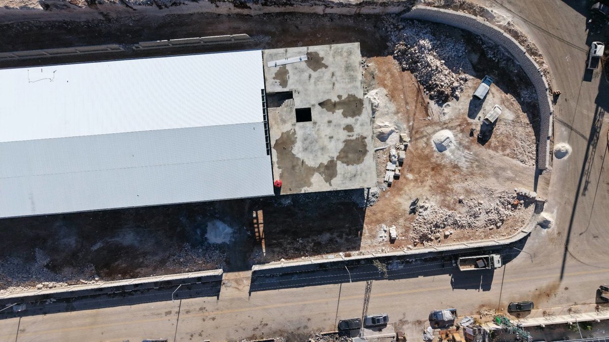 Drone 3d model of شركة وطن معمل البركاوي لصهر المعادن in شبكة عبود نت Aerial drone 3d model in Sarmadā, Idlib Governorate, SY