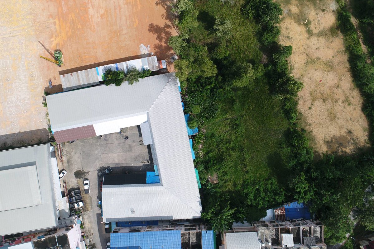 Thumbnail preview for 3D Drone Model of ร้านเจ้ติ้วแตงโม ร้านพี่เป็ด ค้ากล้วยทุกชนิด in Amphoe Hat Yai, Chang Wat Songkhla, Thailand