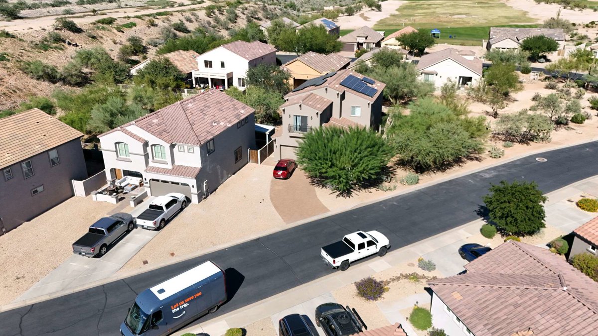 Drone 3d model of HomeCrest Contracting Artificial Grass Arizona in Desert View Village Aerial drone 3d model in Cave Creek, Az, US