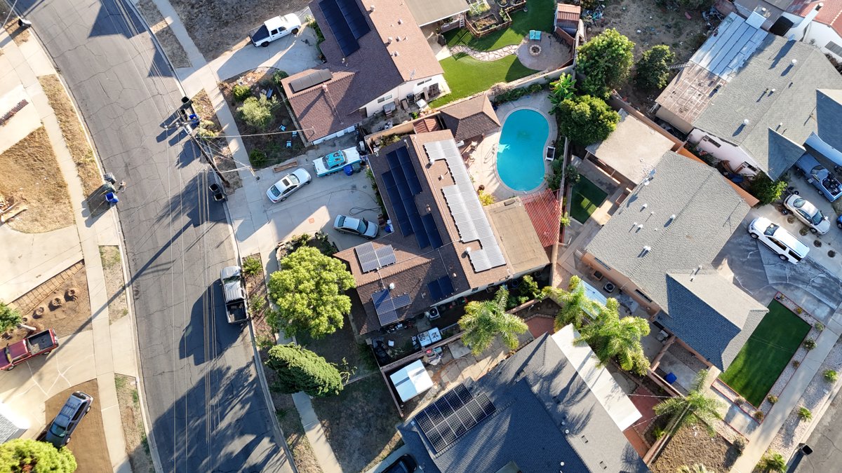 Drone 3d model of Linen Lady San Diego s affordable Tablecloth rentals Bosworth Garden LLC in jamacha rd lexington Aerial drone 3d model in El Cajon, Ca, US