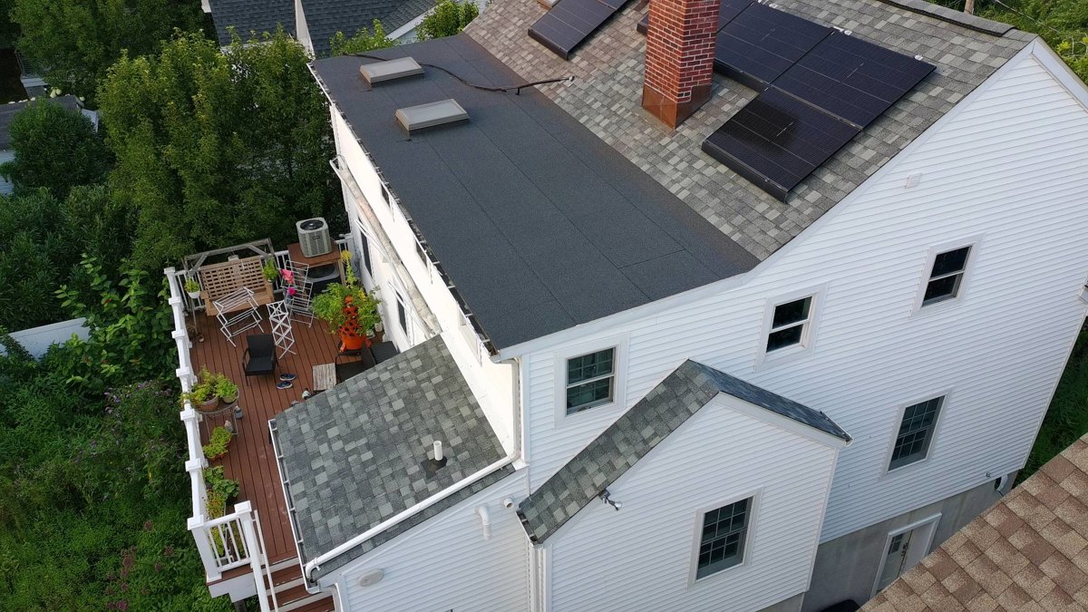 Thumbnail preview for 3D Drone Model of Advant Engineering Home Inspection Modern House In Old 250 Ft From An Amazing Dock On The Water in Greenwich, Connecticut, United States
