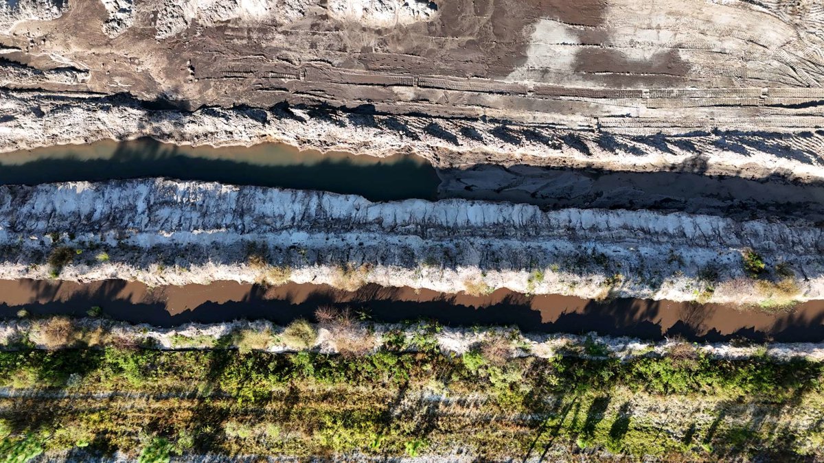 Drone 3d model of Honey Bee Borrow Pit Orlando Mx Park Aerial drone 3d model in Christmas, Fl, US