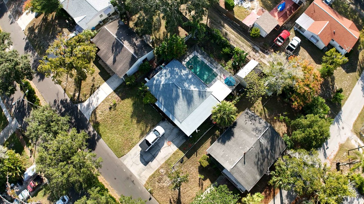 Drone 3d model of Top Kids Bilingual Preschool Kaduk Theodore DDS in madison st central Aerial drone 3d model in New Port Richey, Fl, US