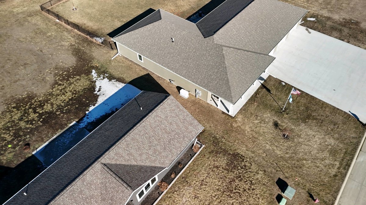 Drone 3d model of Prins Plumbing Heating Inc O Brien County Maintenance Shed Aerial drone 3d model in Hartley, Ia, US