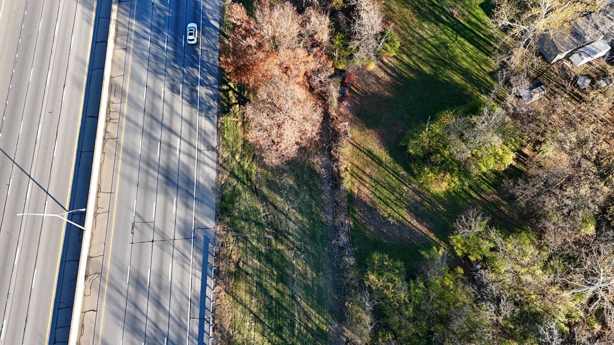 Drone 3d model of D R S Contractors KNKS Outdoor Designs Maintenance Aerial drone 3d model in Florence, Ky, US