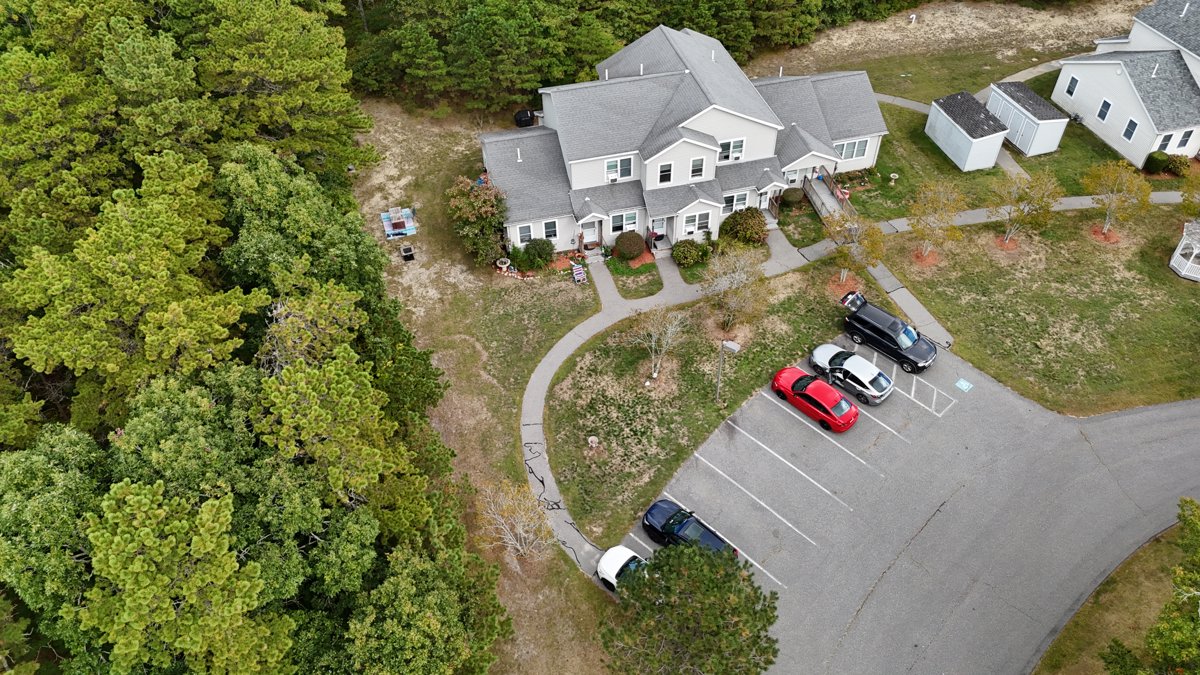 Drone 3d model of Osprey Lane Apartments Terrapin Ridge in East Sandwich Aerial drone 3d model in Sandwich, Ma, US