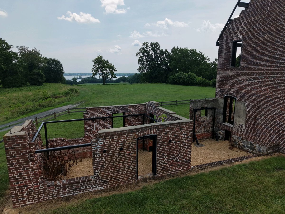 Thumbnail preview for 3D Drone Model of Java S Farm Ruins Tobacco Barn in Edgewater, Maryland, United States