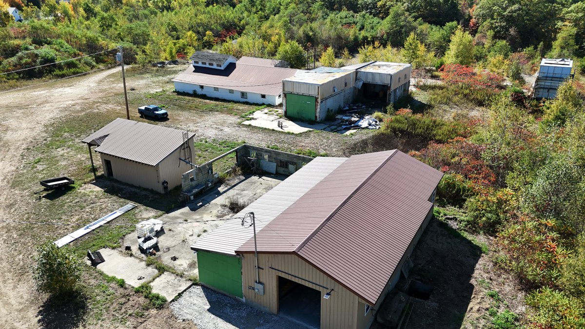 Drone 3d model of WINTER HOLBEN architecture design West Park in west bethel Aerial drone 3d model in Bethel, Me, US