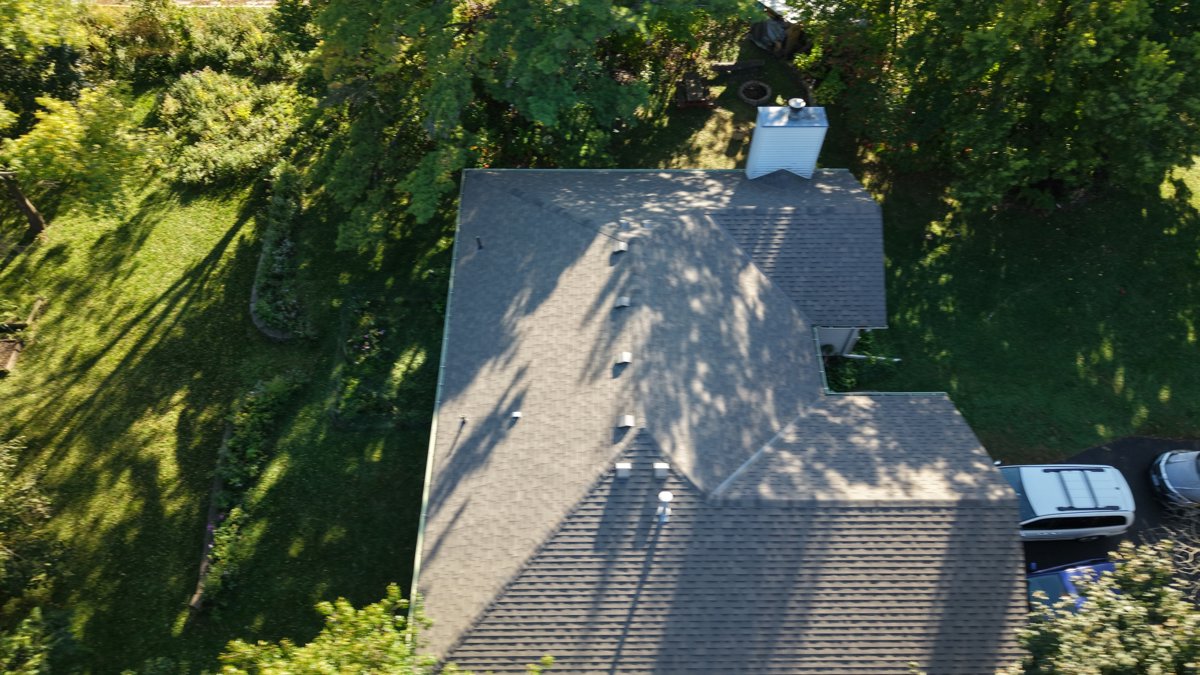 Drone 3d model of Designs Quick Draw Lawn Service LLC in oakwood dental group Aerial drone 3d model in White Bear Lake, Mn, US