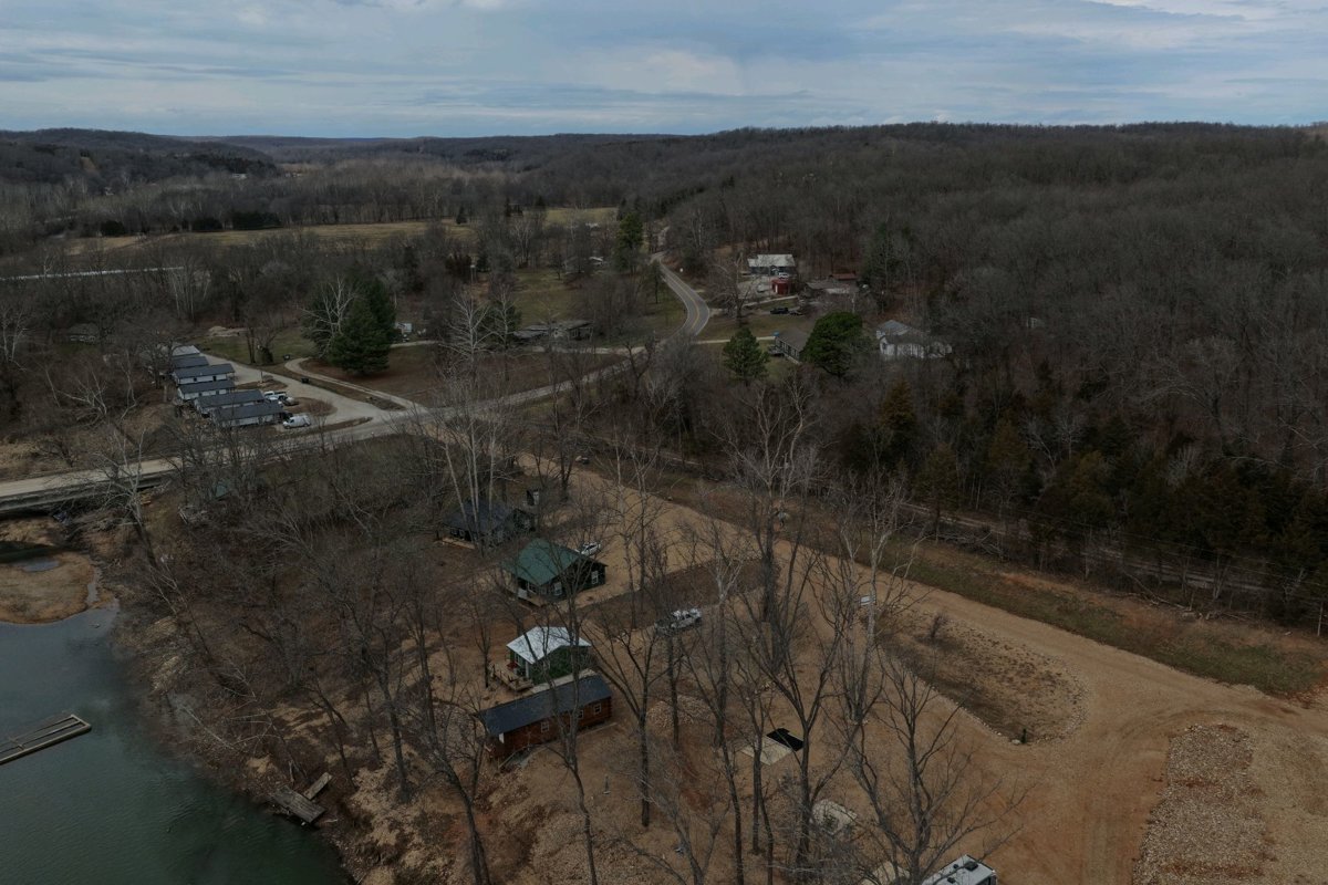 Drone 3d model of Fischer Materials Co The Loop Layover AirBnB in rv park Aerial drone 3d model in Gravois Mills, Mo, US