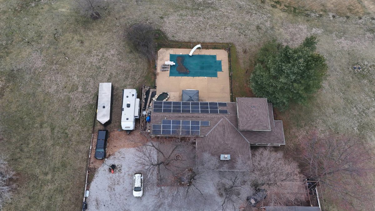 Drone 3d model of Eagles Nest Adventures RV Trailer Rentals Sharps Station Access in station access Aerial drone 3d model in Platte City, Mo, US