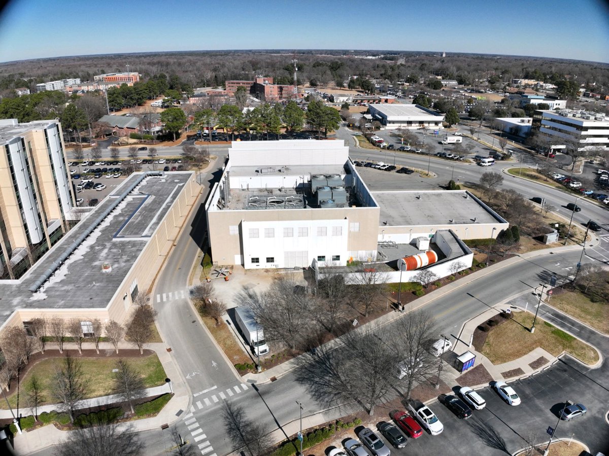 Drone 3d model of M Drew Honaker MD Debra K Taft FNP C in Medical District Aerial drone 3d model in Greenville, Nc, US