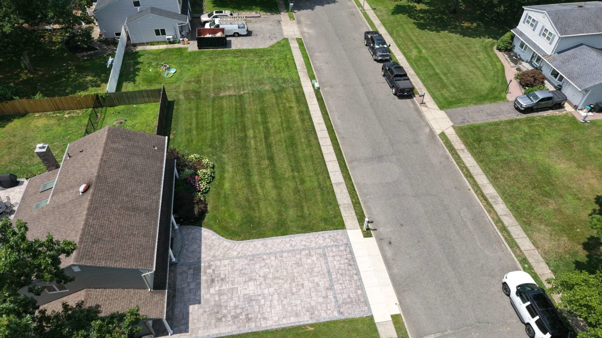 Thumbnail preview for 3D Drone Model of Macchio Donna O Connor Robert J in Holbrook, New York, United States