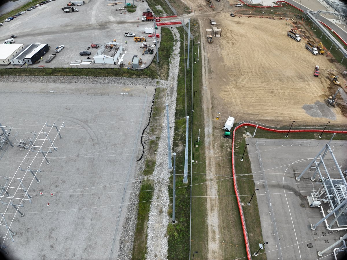 Drone 3d model of LCT Pratt Mold Removal Service OH in chargepoint charging station Aerial drone 3d model in Lancaster, Oh, US