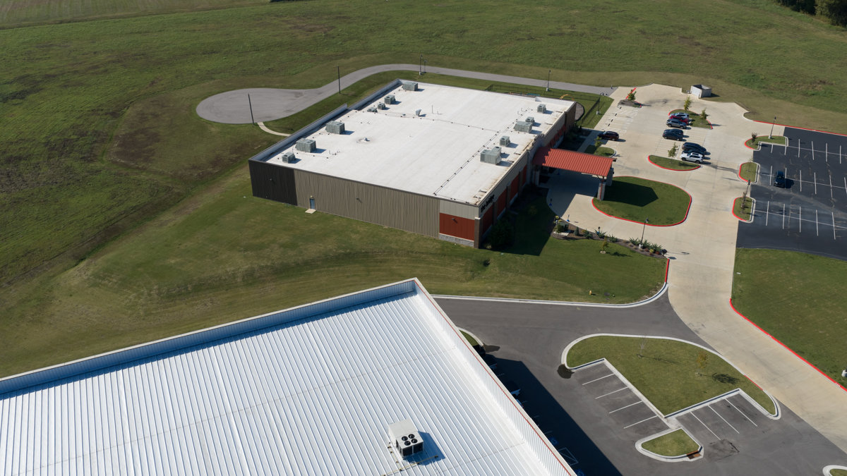 Drone 3d model of The Bridge Church outcast smoothie bowls in ibc bank Aerial drone 3d model in Bixby, Ok, US