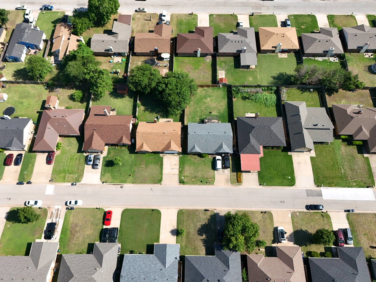 Drone 3d model of 5 Blossom Creation Services LLC Glass Act Professional Window Cleaning in Chisholm Creek Aerial drone 3d model in Oklahoma City, Ok, US