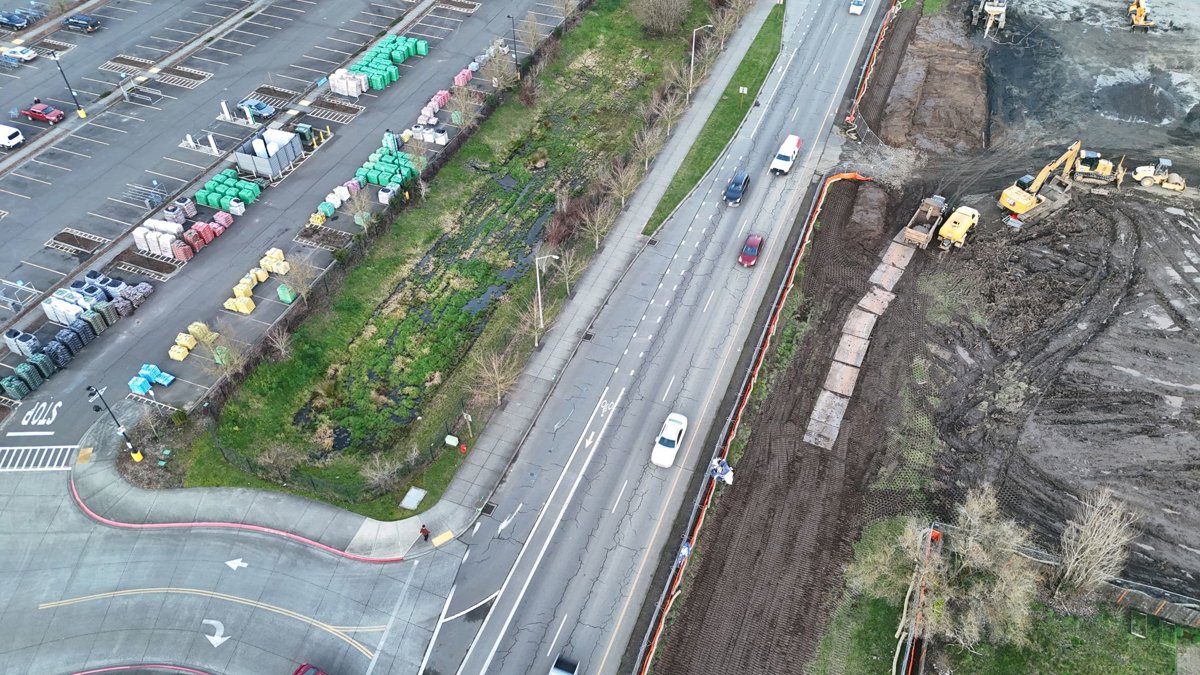 Drone 3d model of La Nueva Market Inc Hybrid Heating Air Conditioning Aerial drone 3d model in Cornelius, Or, US