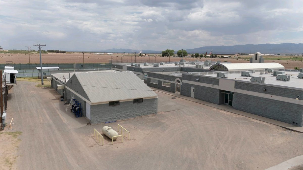 Thumbnail preview for 3D Drone Model of High School Ft Isd in Fort Hancock, Texas, United States