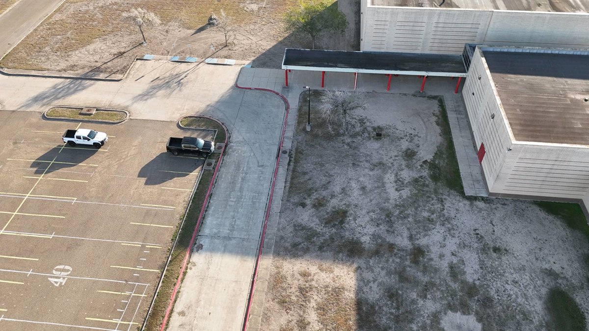 Drone 3d model of High School Laundromat in progreso supermarket Aerial drone 3d model in Progreso, Tx, US