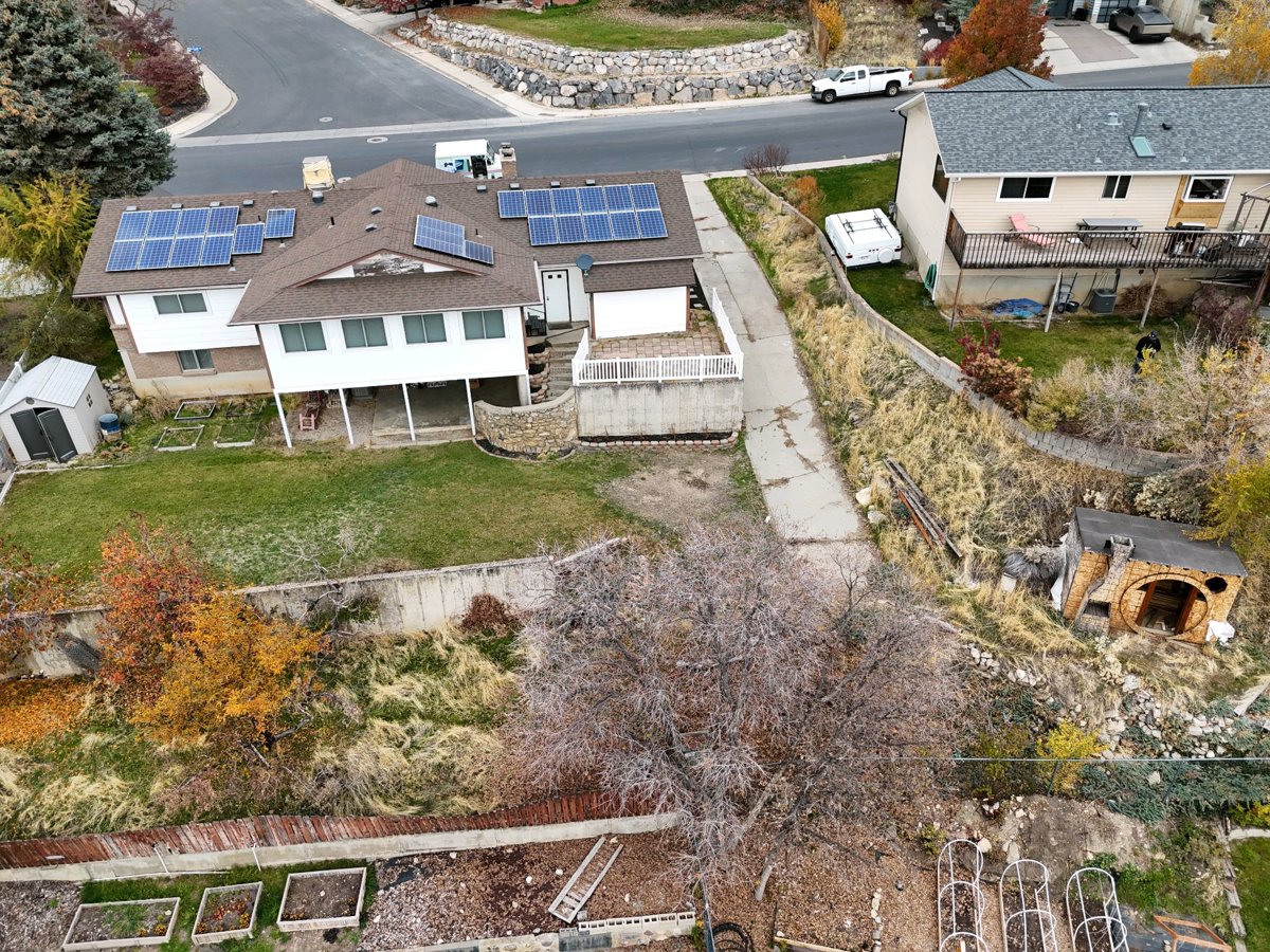 Drone 3d model of Mosique Artisan Tile Family Tree Services LLC in hill park Aerial drone 3d model in Pleasant Grove, Ut, US