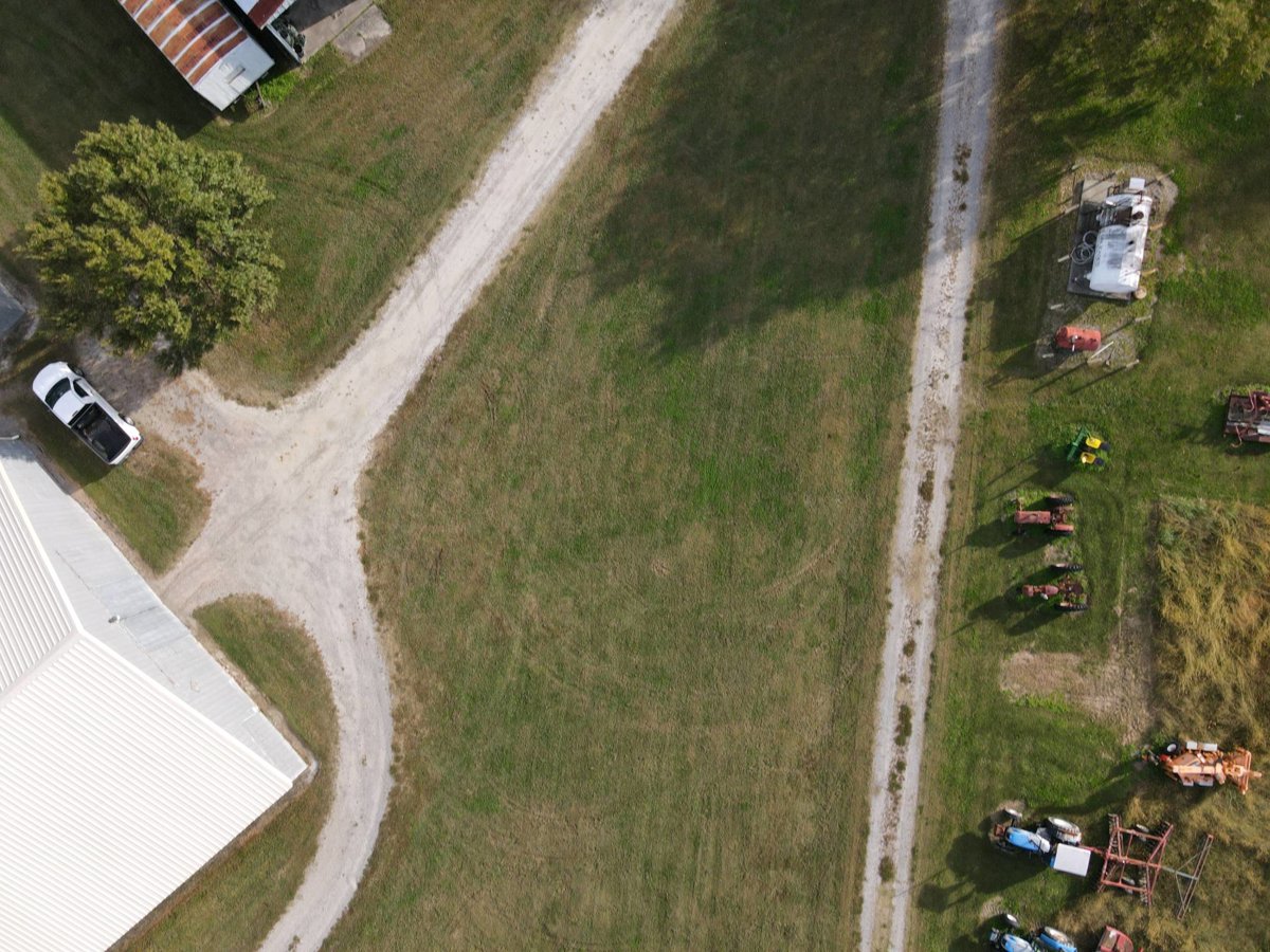 Drone 3d model of Solid Rock World Wide Outreach St Brides Feed Farm Supply in Pleasant Grove East Aerial drone 3d model in Chesapeake, Va, US