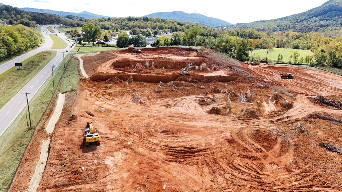 Drone 3d model of Bryant Orchards Farm Market Physical Therapy in all stars Aerial drone 3d model in Daleville, Va, US