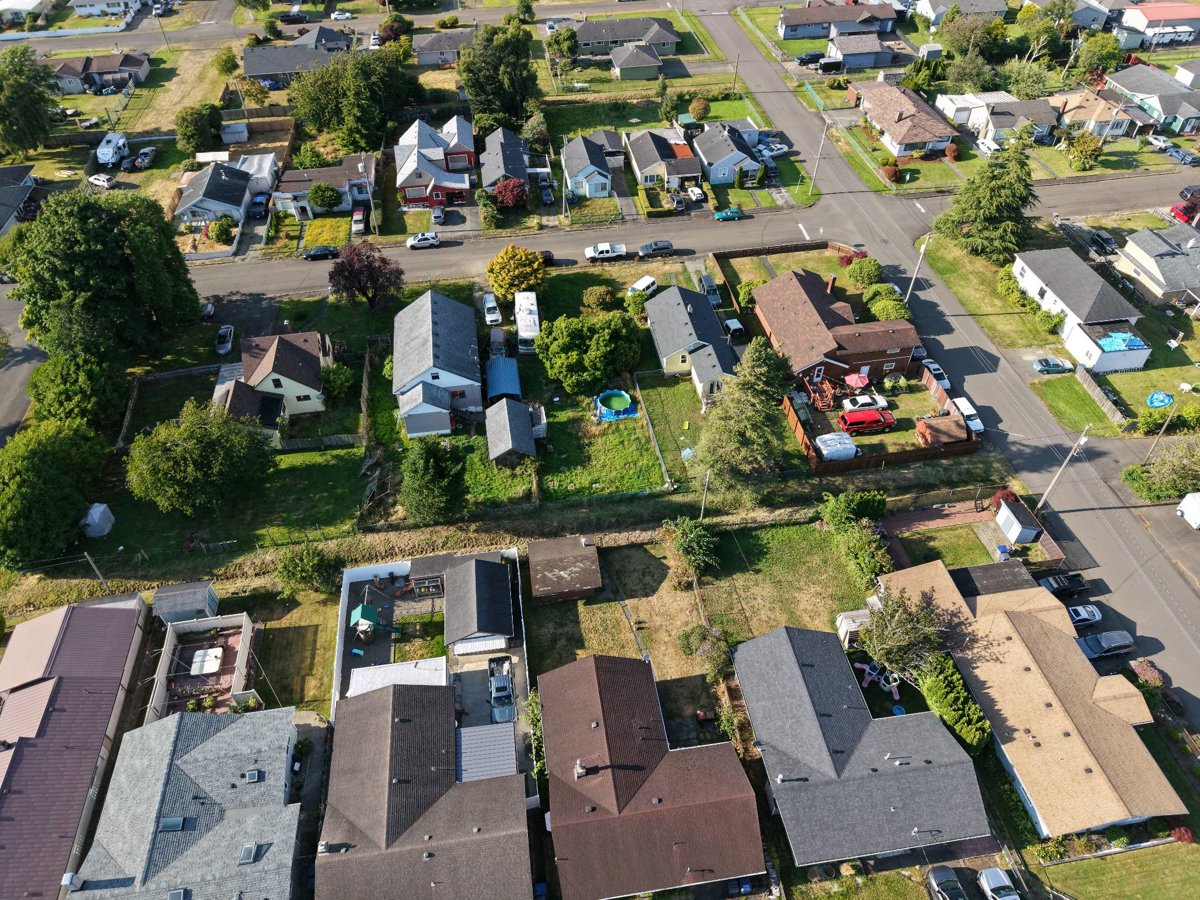 Thumbnail preview for 3D Drone Model of Pacific Asphalt And Excavation Inc Harbor Saw Supply in Aberdeen, Washington, United States